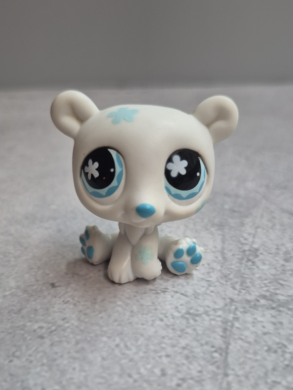 Littlest Pet Shop Polar Bear #470